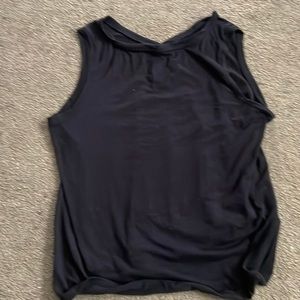 Women’s black top